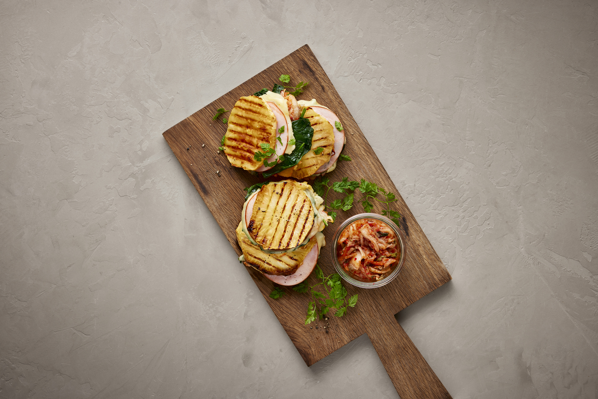 Selleri toast med hamburgerryg