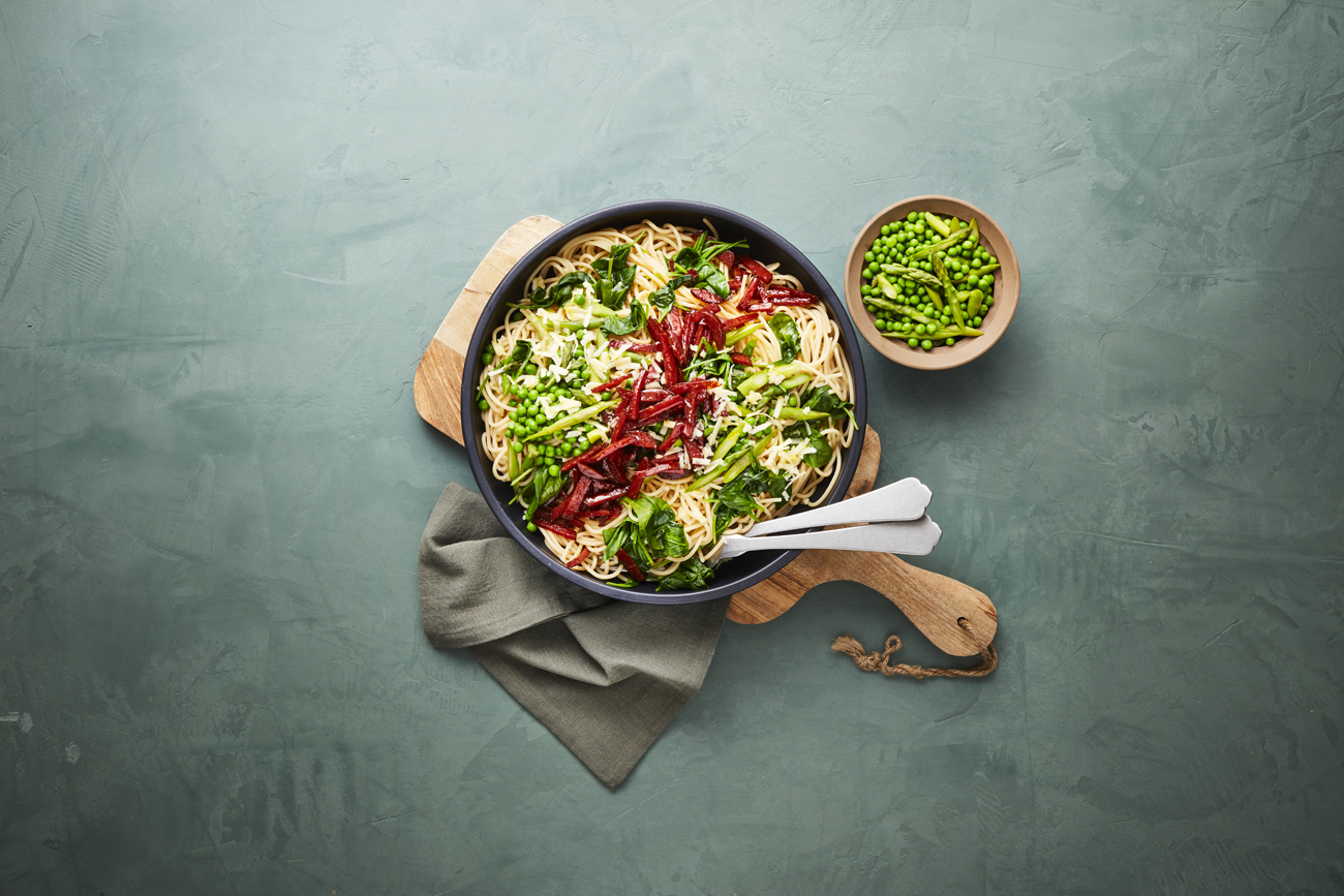 Grøn Pasta á la Carbonara – med ærter og hylderistet chorizo